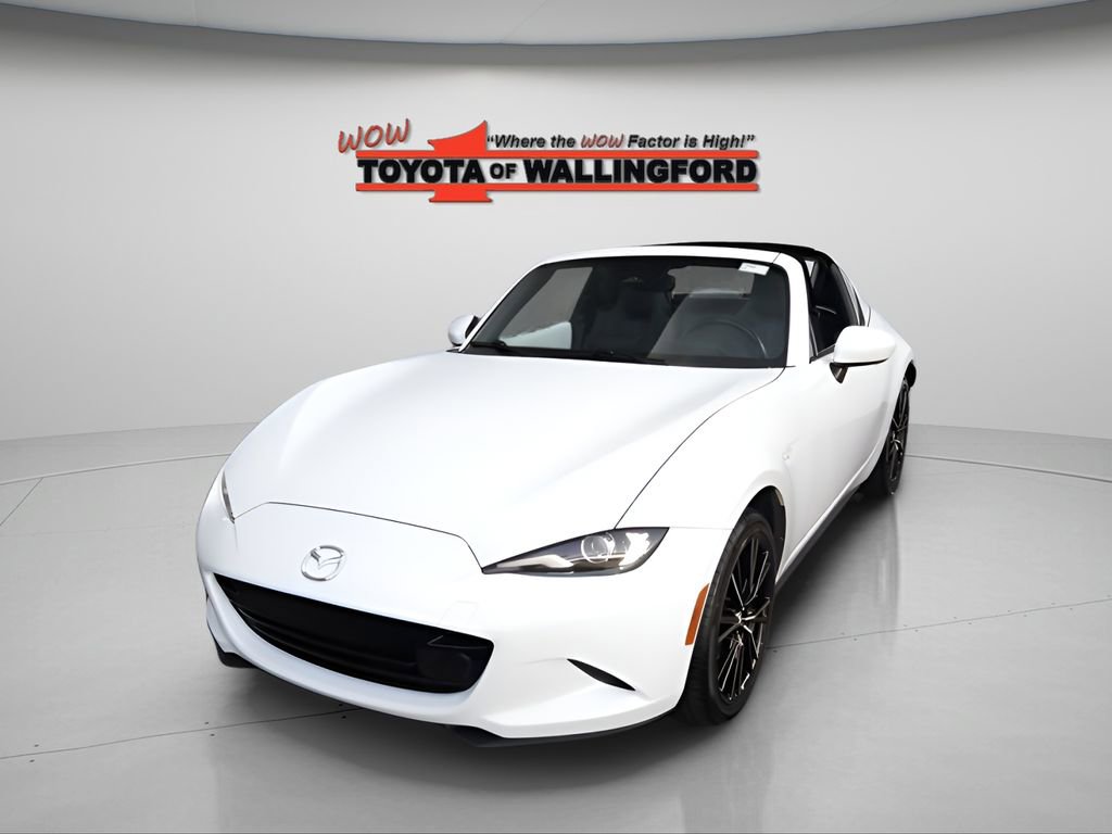 Used 2024 MAZDA MX-5 Miata RF Grand Touring RWD image 2