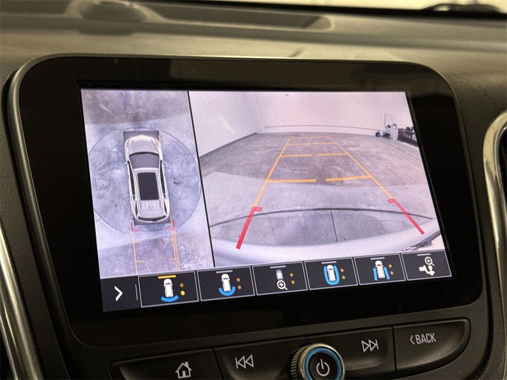 Used 2019 Chevrolet Equinox Premier image 14