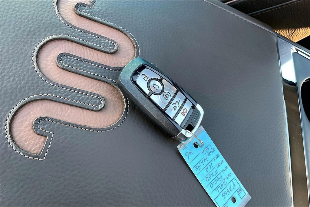 Used 2026 Ford F250 King Ranch w/ Chrome Package image 11