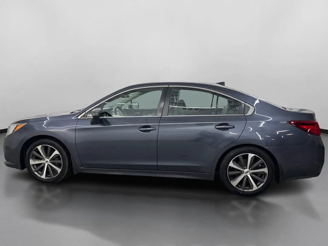 Used 2017 Subaru Legacy 2.5i Limited AWD/4WD image 5