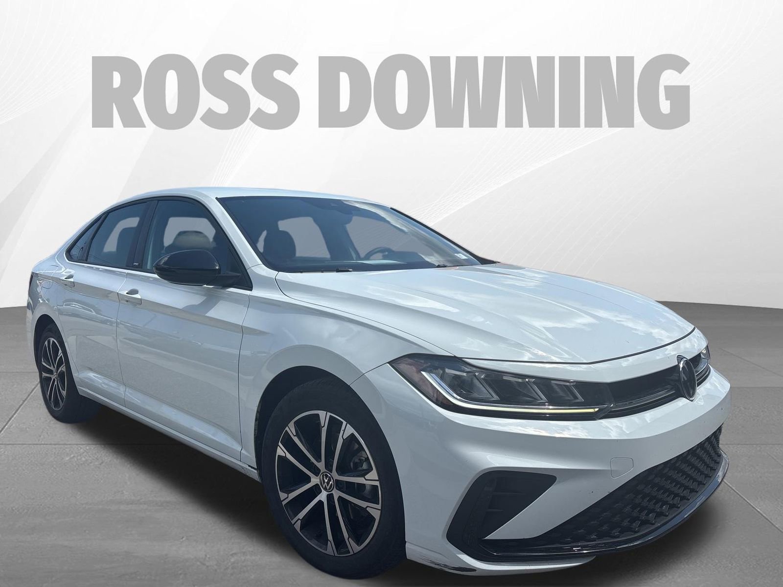 Used 2025 Volkswagen Jetta Sport FWD image 3