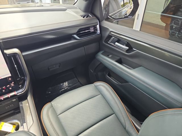 Certified 2025 GMC Yukon XL AT4 AWD/4WD image 14