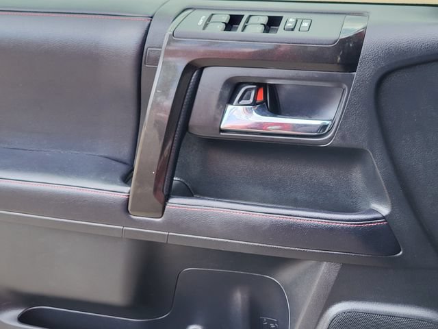 Used 2019 Toyota 4Runner TRD Off-Road Premium AWD/4WD image 13