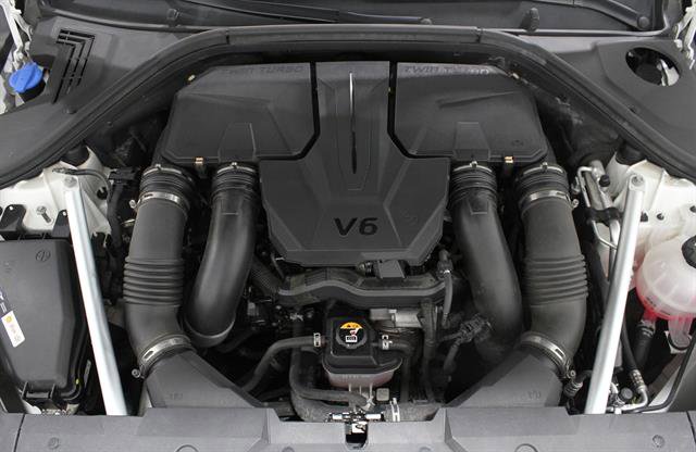 Used 2022 Genesis GV70 3.5T Sport w/ Sport Prestige Package image 21