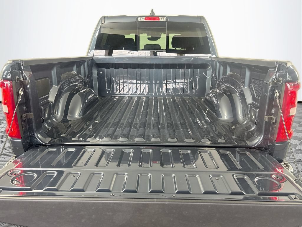 New 2026 RAM 1500 Big Horn AWD/4WD image 19