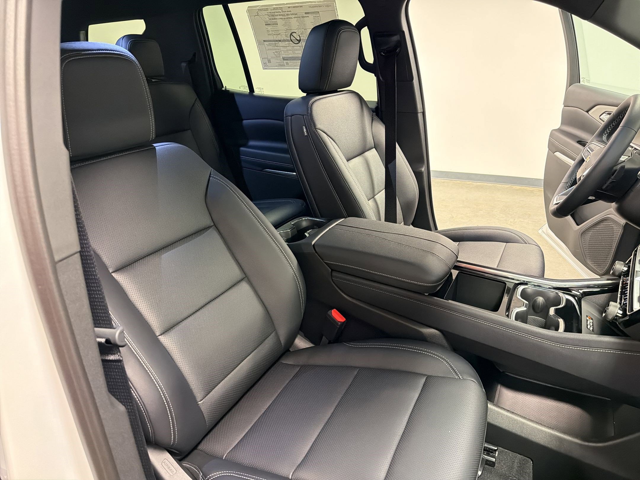 New 2026 Chevrolet Traverse LT image 31