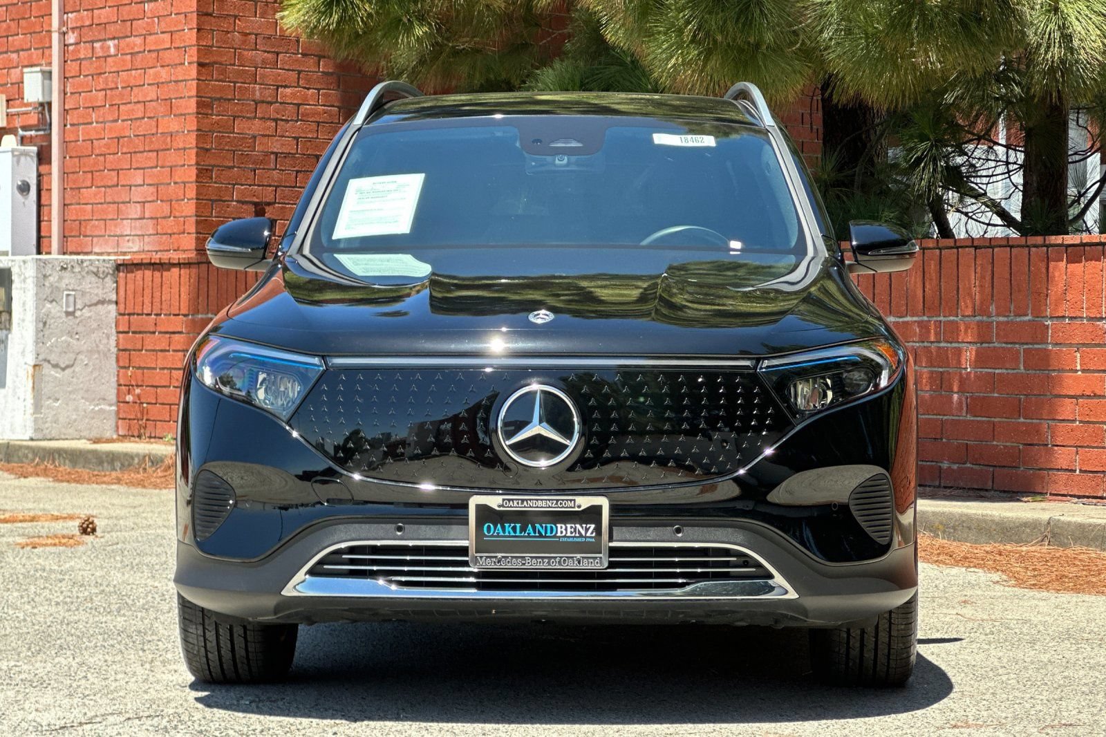 Certified 2024 Mercedes-Benz EQB 300 4MATIC image 10