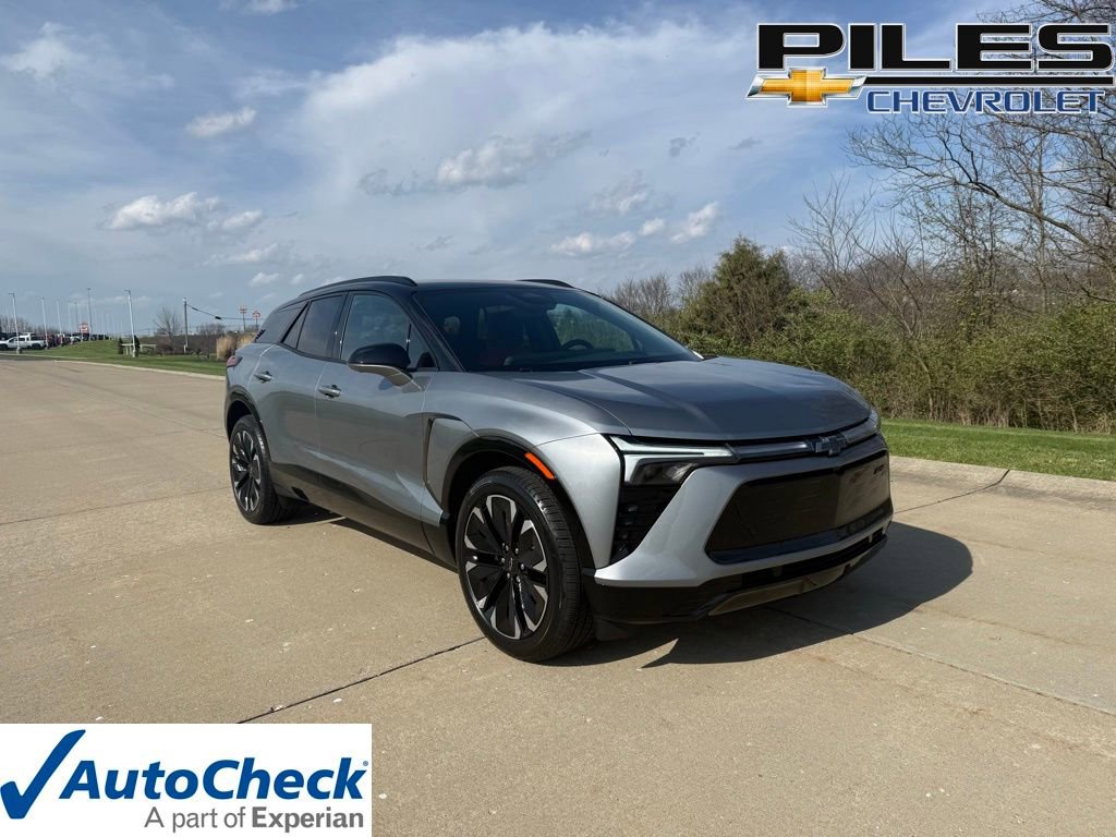 Used 2025 Chevrolet Blazer EV RS image 1