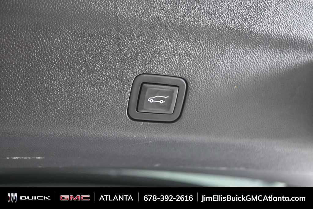 Used 2024 GMC Yukon XL Denali image 36