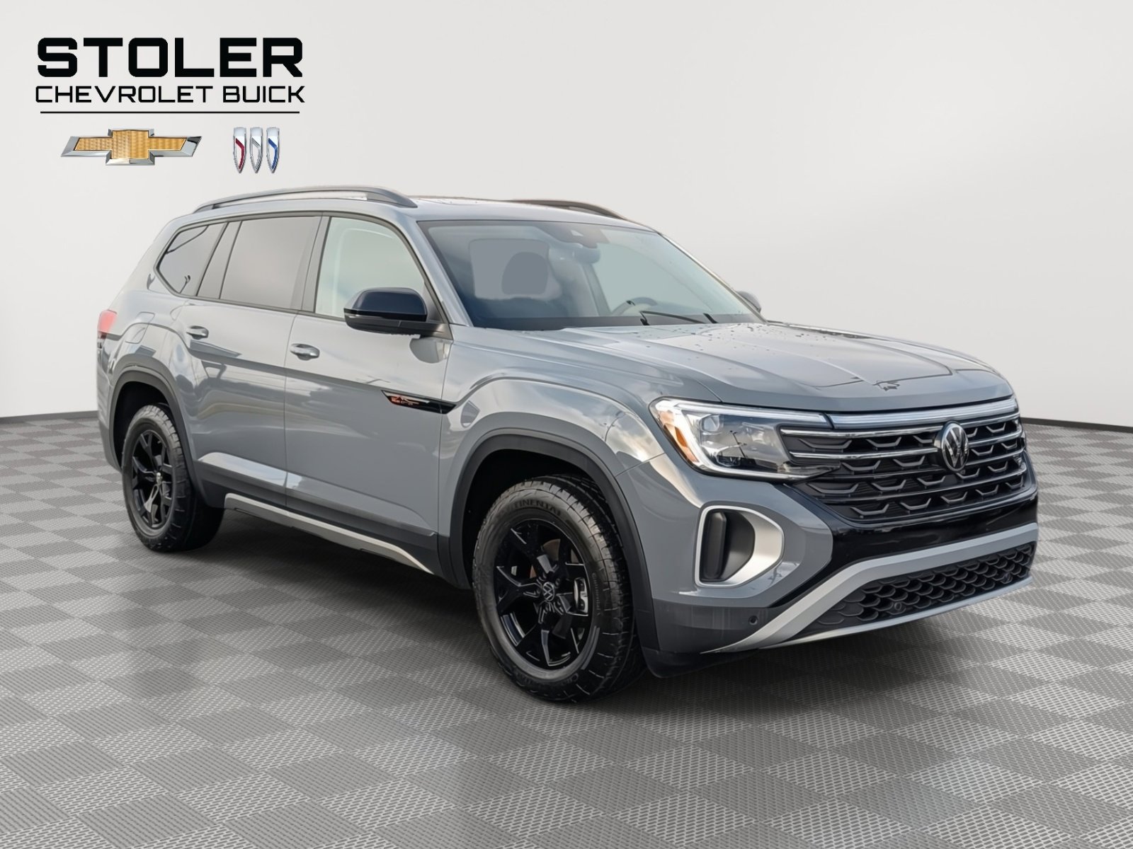 Used 2024 Volkswagen Atlas Peak Edition SE image 7