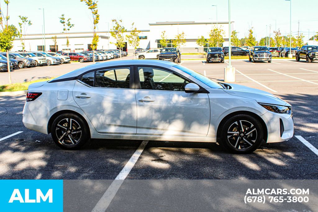 Used 2024 Nissan Sentra SV FWD image 8