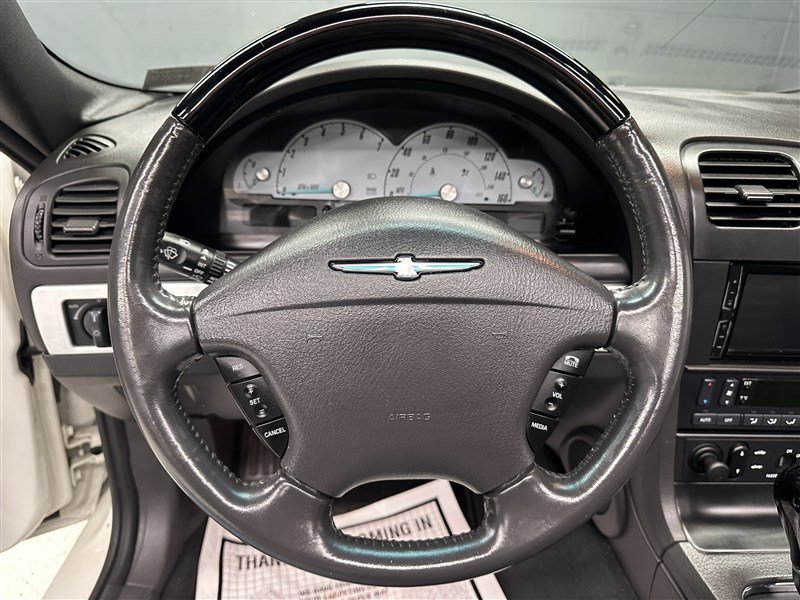Used 2002 Ford Thunderbird Deluxe image 33