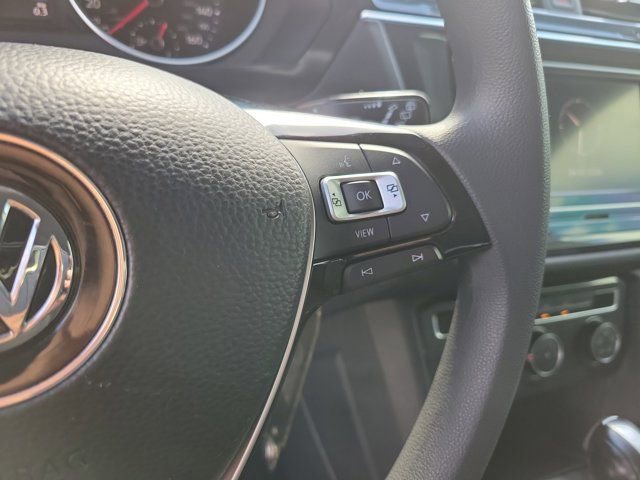 Used 2021 Volkswagen Tiguan S image 24