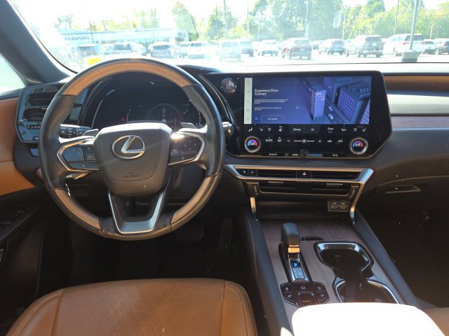 Used 2023 Lexus RX 350 Premium Plus w/ Accessory Package AWD/4WD image 18