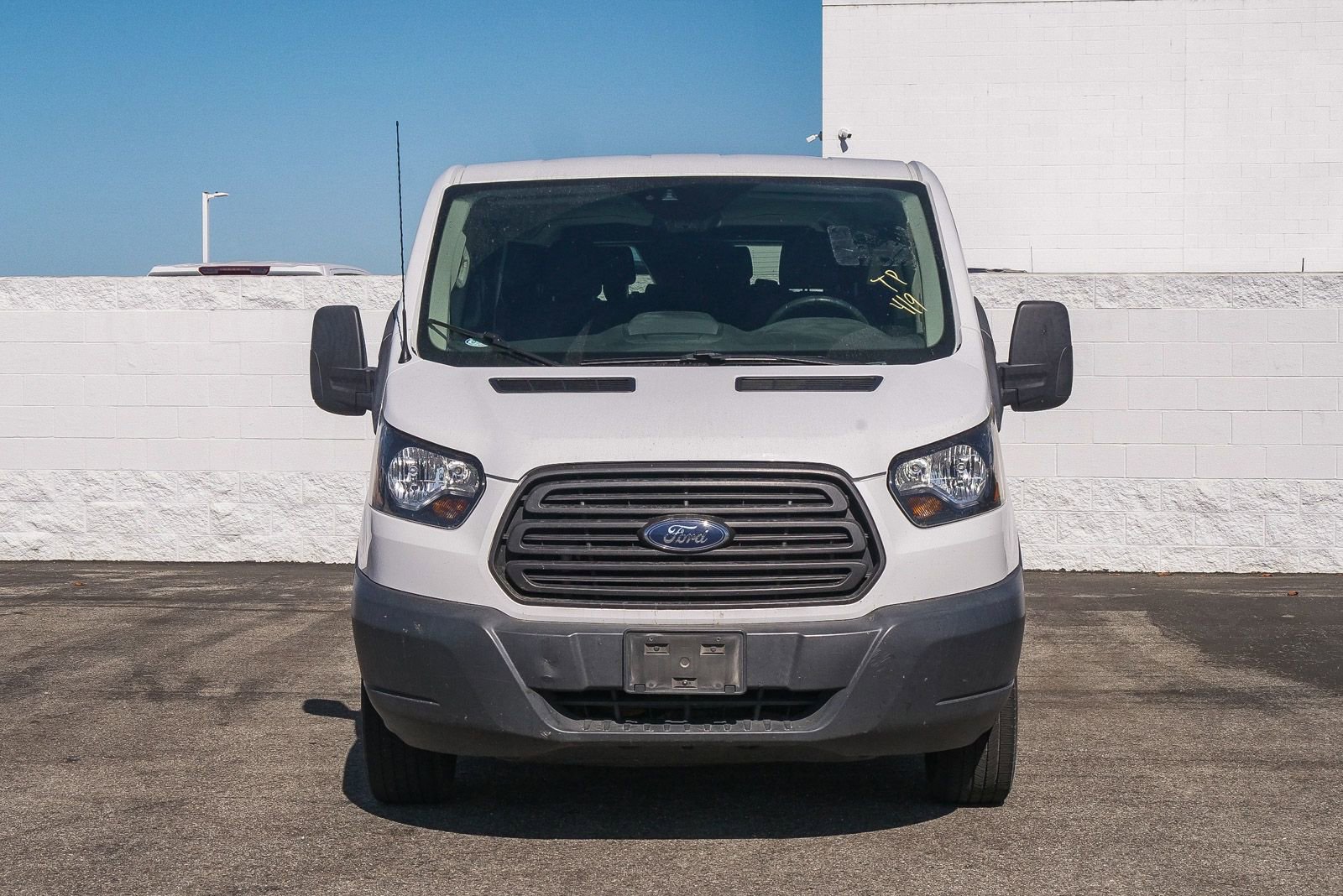 Used 2018 Ford Transit 350 XL RWD image 2