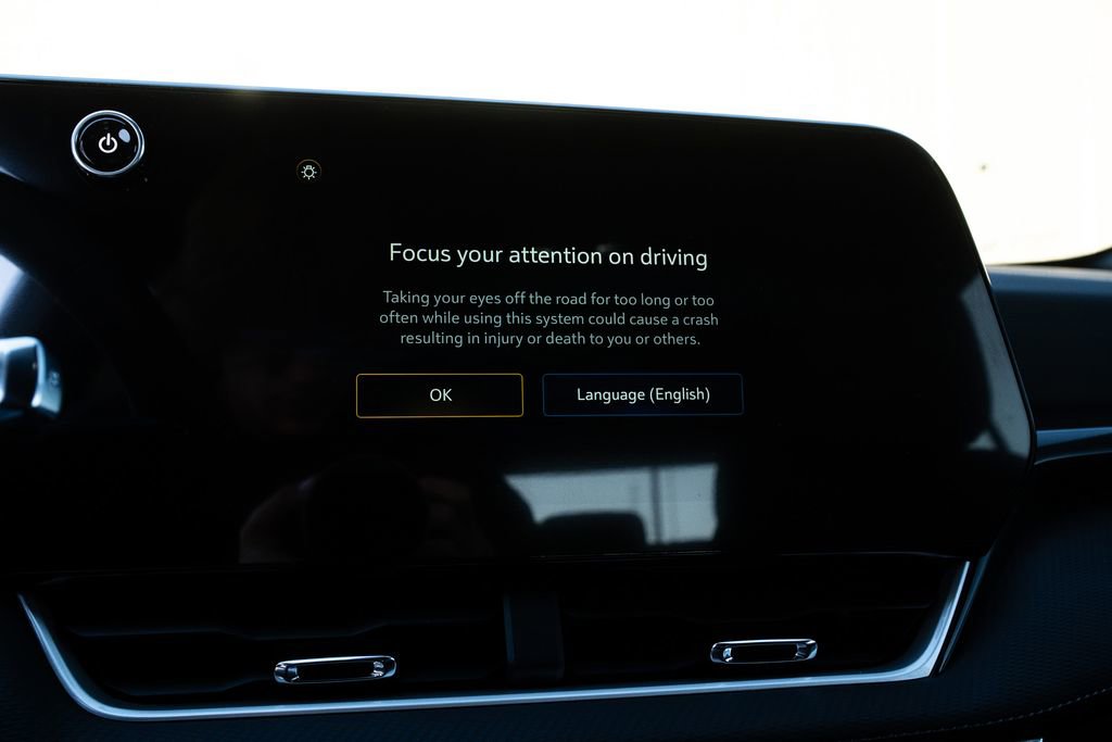 New 2026 Chevrolet Equinox LT image 32