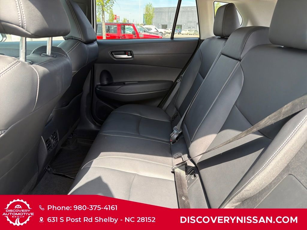 Used 2023 Toyota Corolla Cross XLE w/ Convenience Package image 30