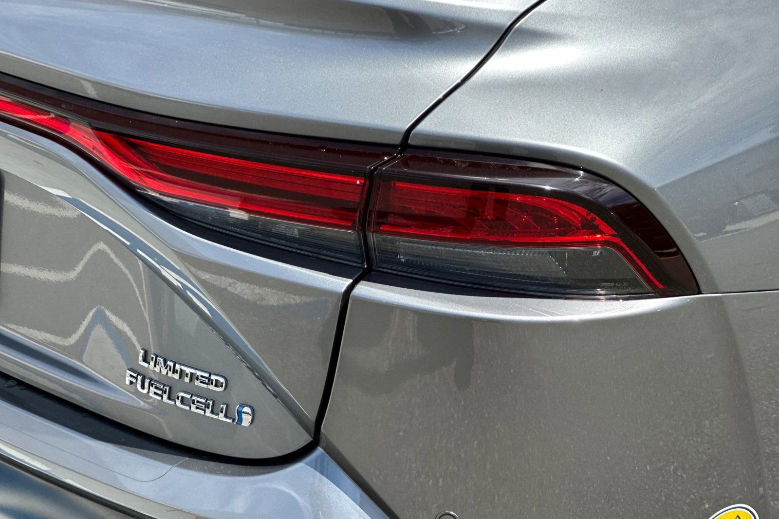 Certified 2021 Toyota Mirai RWD image 27