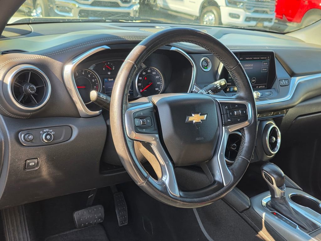 Used 2020 Chevrolet Blazer LT image 11