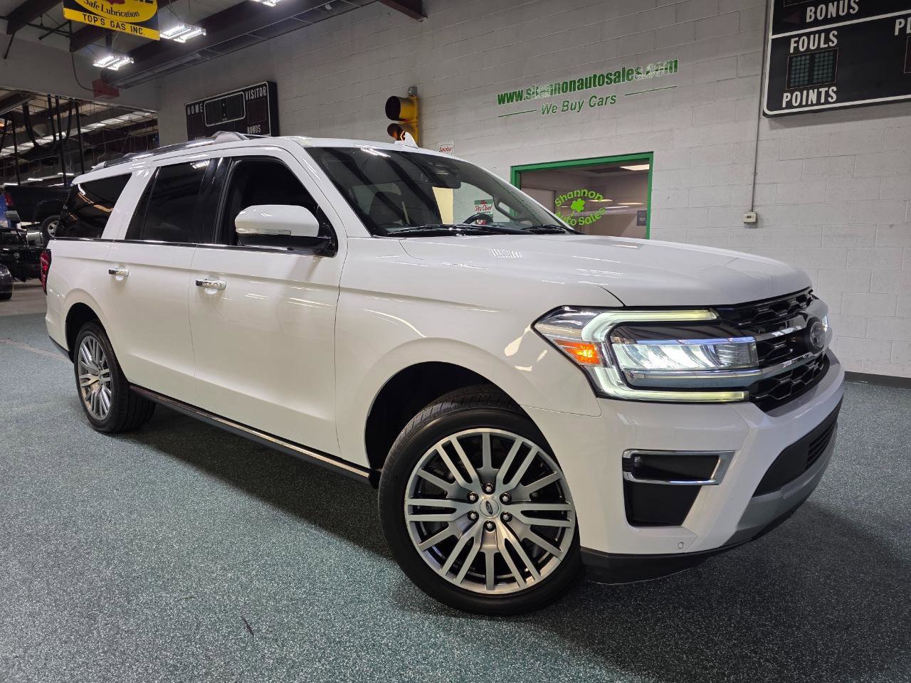 Used 2024 Ford Expedition Max Limited image 13