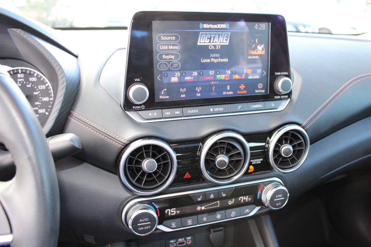 Used 2021 Nissan Sentra SR w/ SR Premium Package FWD image 15