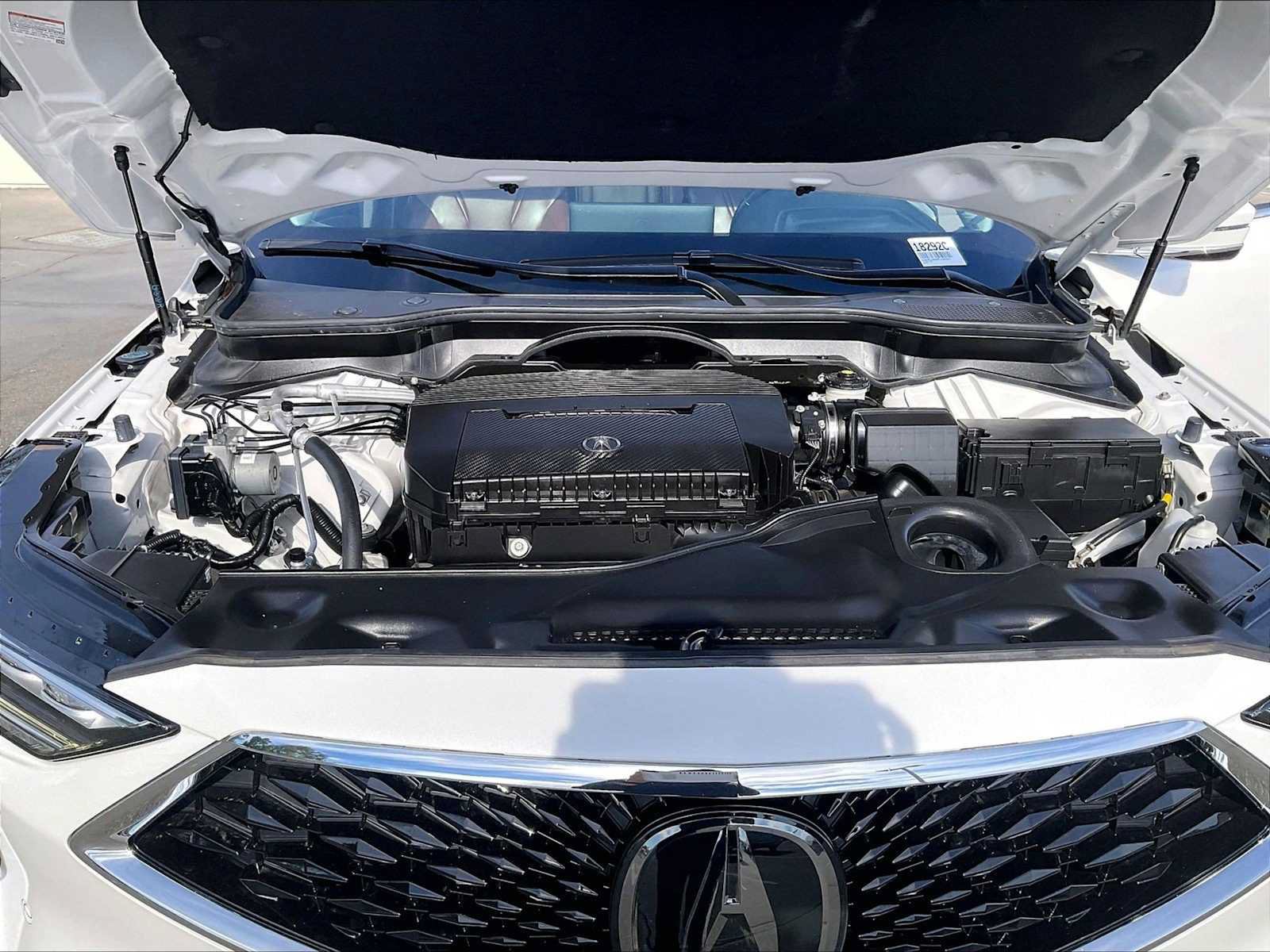 Used 2023 Acura MDX w/ Technology Package AWD/4WD image 12
