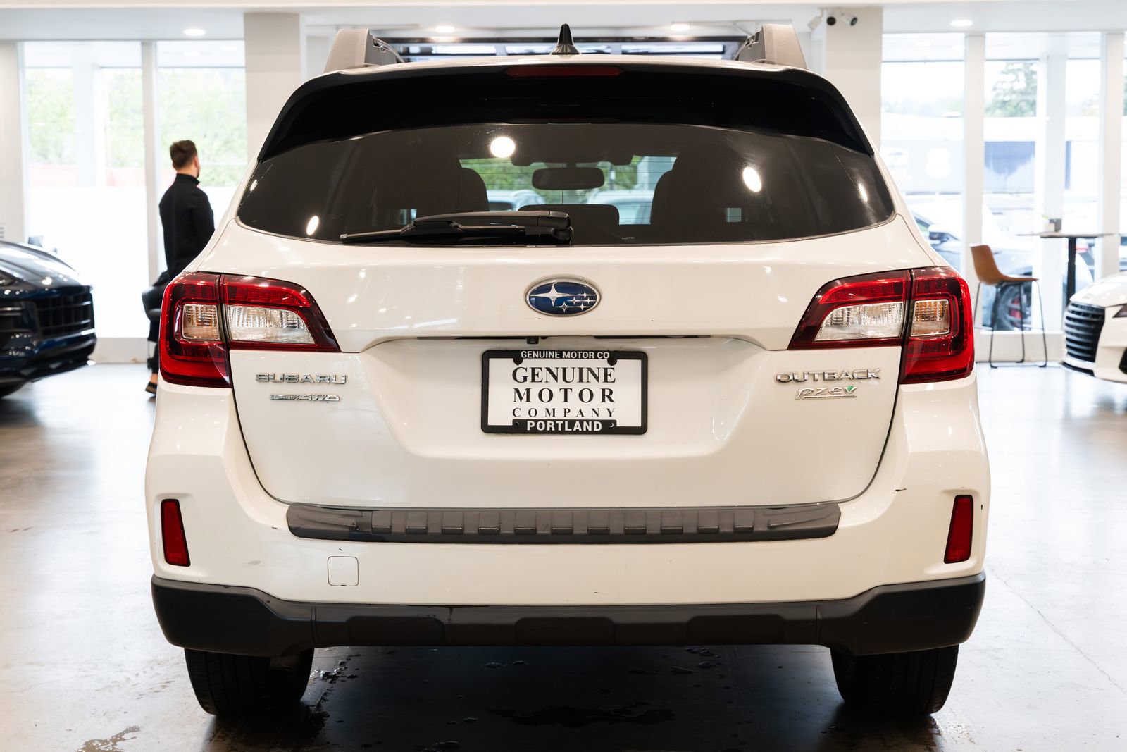 Used 2016 Subaru Outback 2.5i Limited image 5