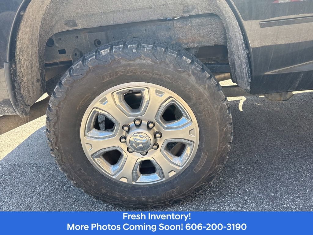 Used 2016 RAM 2500 Tradesman w/ Chrome Appearance Group AWD/4WD image 5
