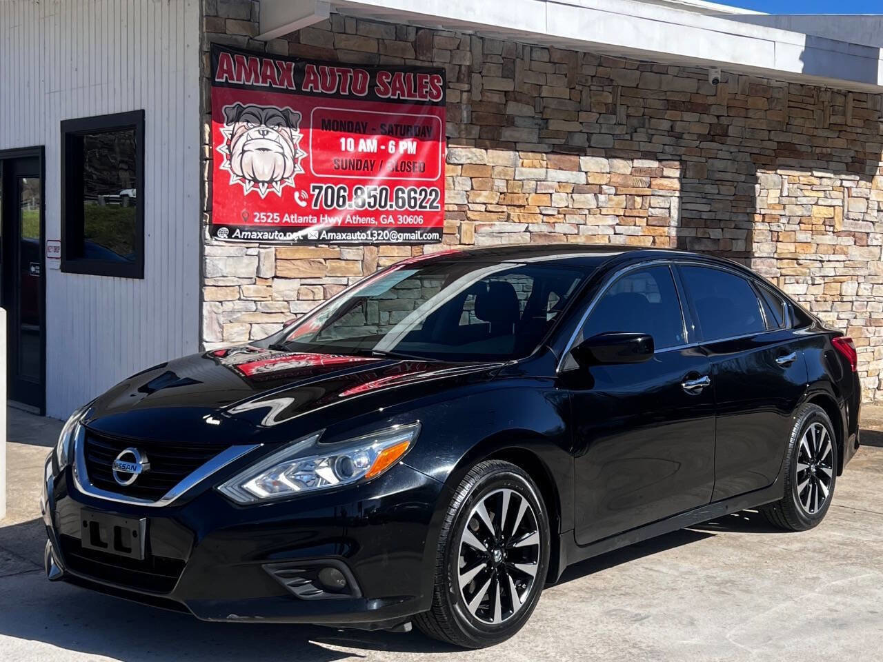 Used 2017 Nissan Altima 2.5 SV image 2