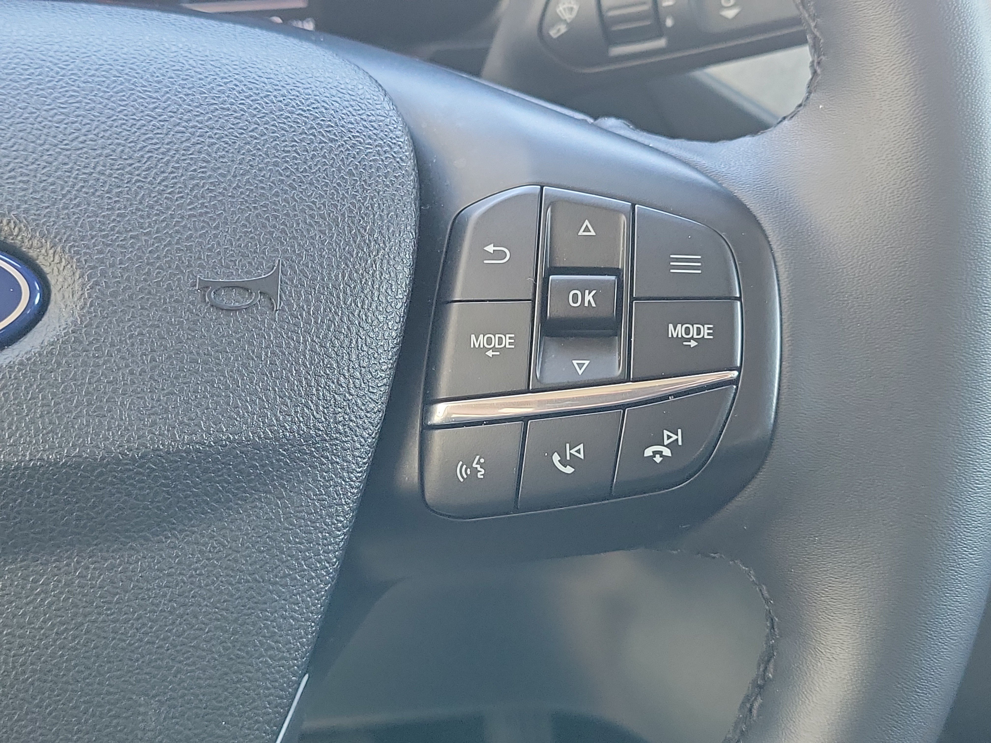 Used 2025 Ford Maverick XLT w/ XLT Luxury Package FWD image 21