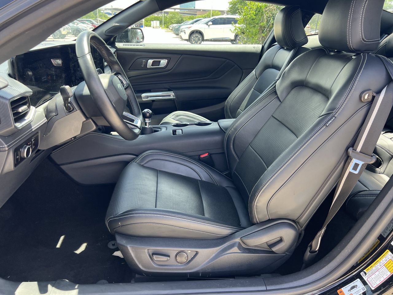 Used 2025 Ford Mustang GT Premium RWD image 11