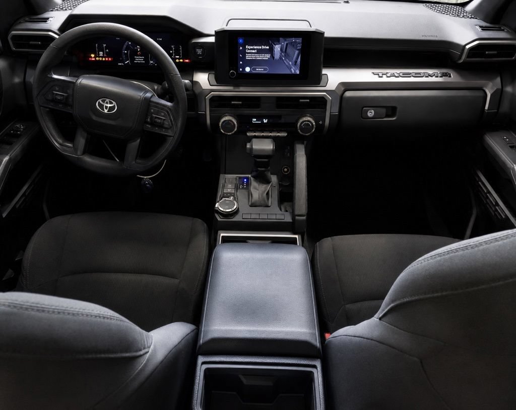 Used 2025 Toyota Tacoma SR5 AWD/4WD image 8