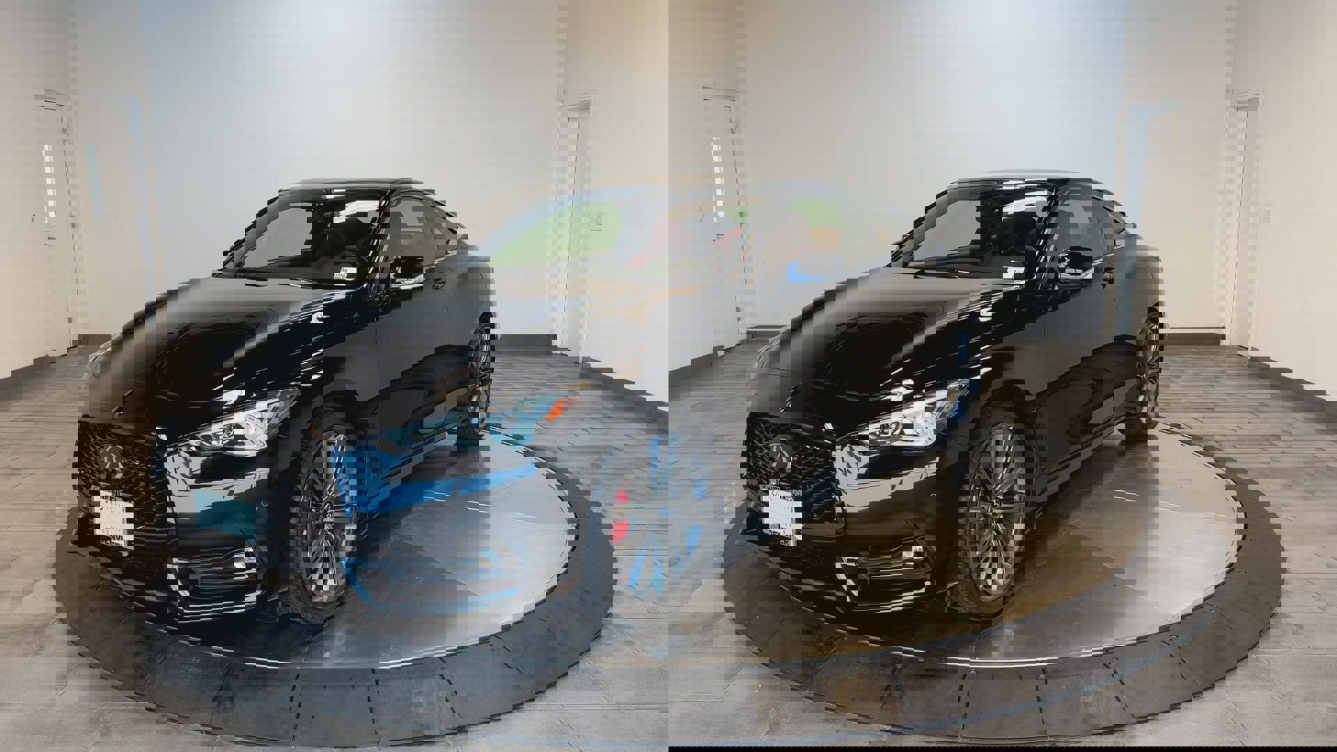 Certified 2022 INFINITI Q60 Red Sport 400 w/ Cargo Package image 4