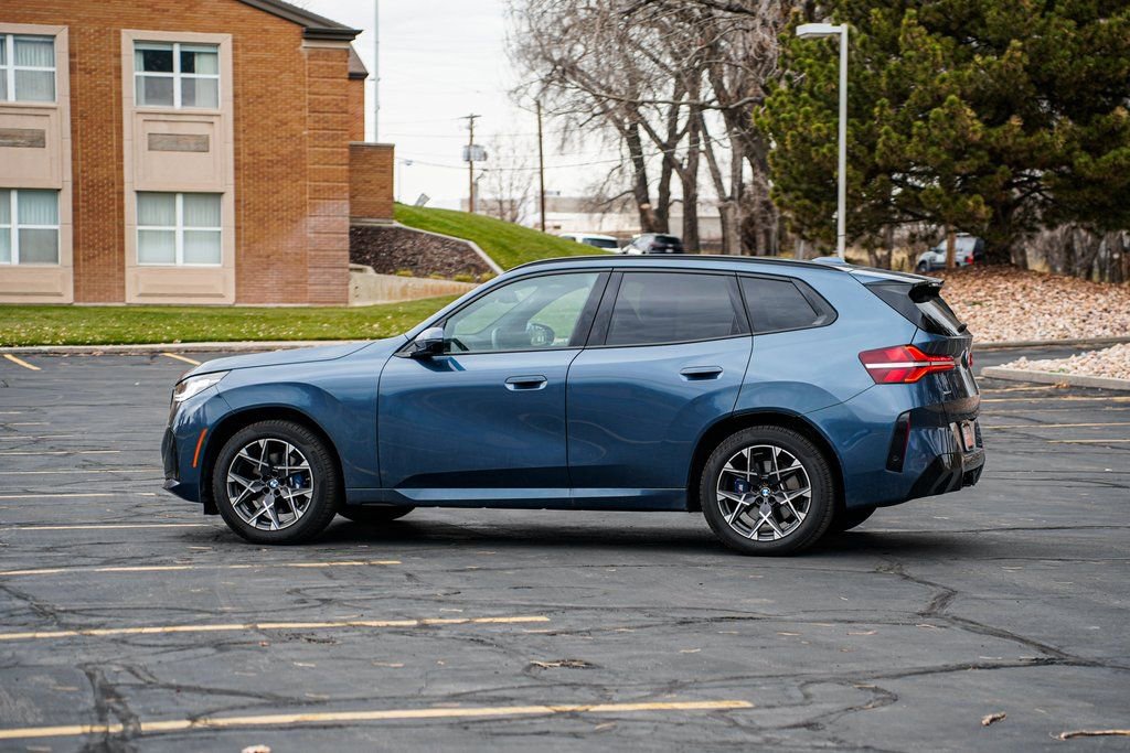 Used 2026 BMW X3 xDrive30 w/ Premium Package AWD/4WD image 7