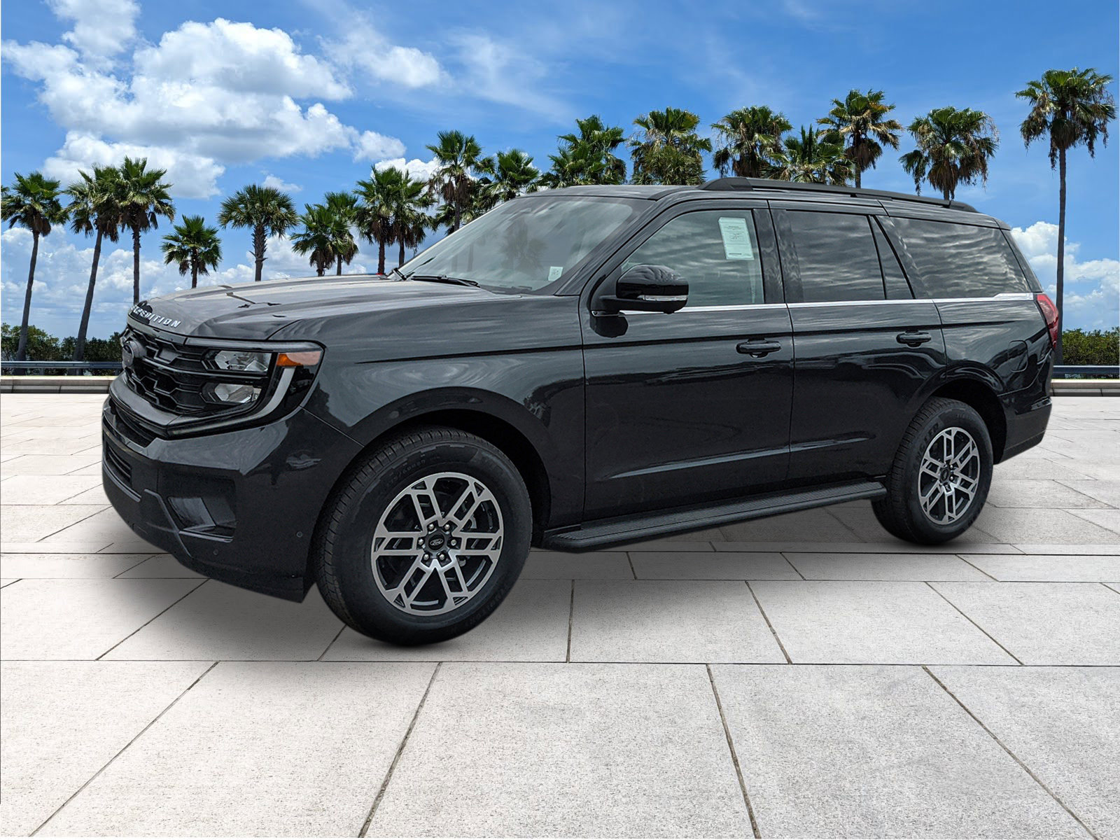 New 2025 Ford Expedition Active image 4