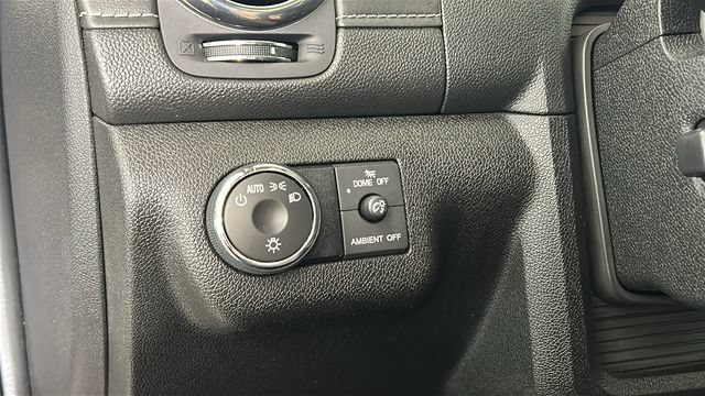 Used 2017 Buick Enclave Premium w/ Experience Buick Package FWD image 19
