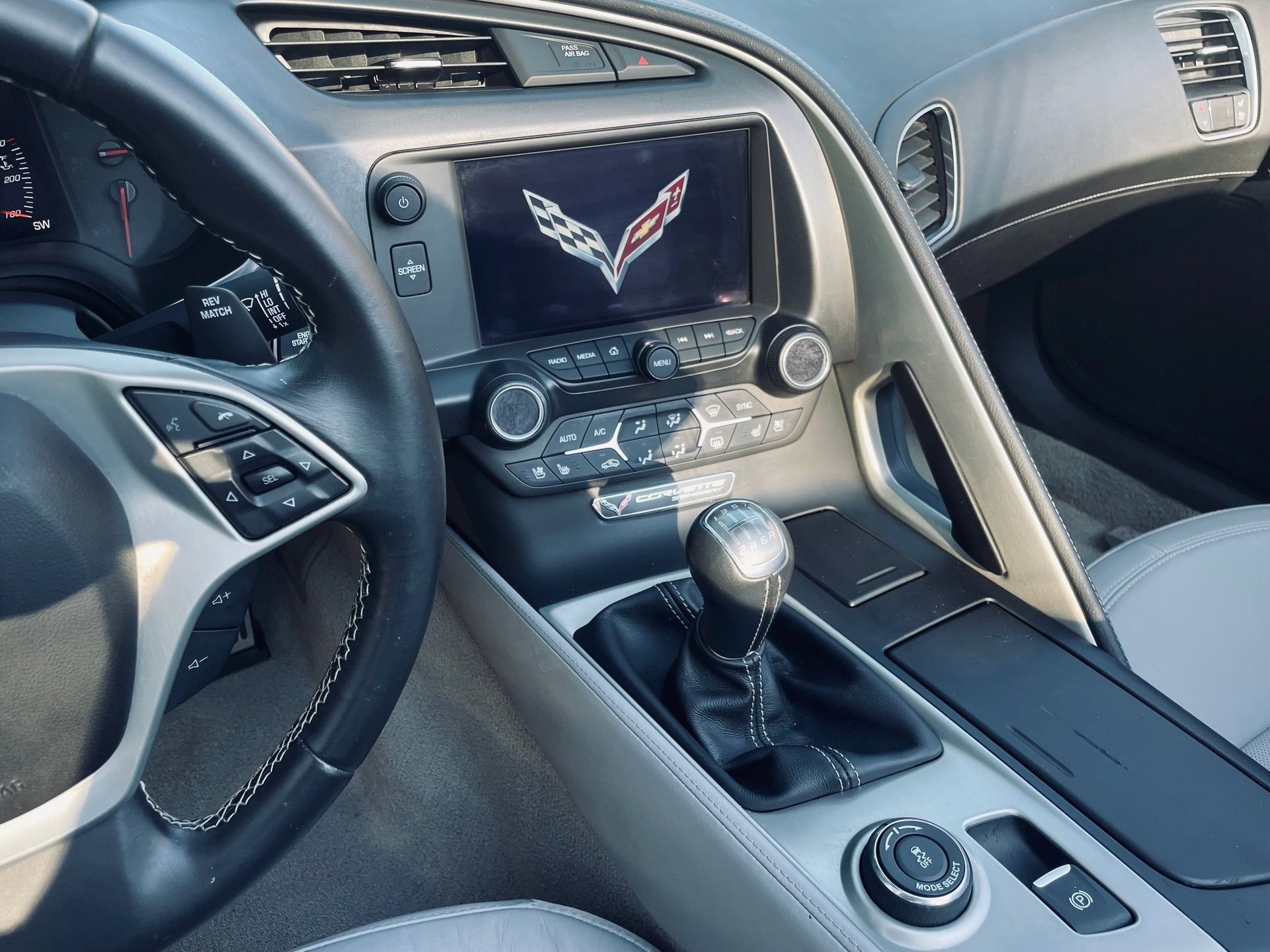 Used 2015 Chevrolet Corvette Stingray Convertible w/ 2LT Preferred Equipment Group image 37