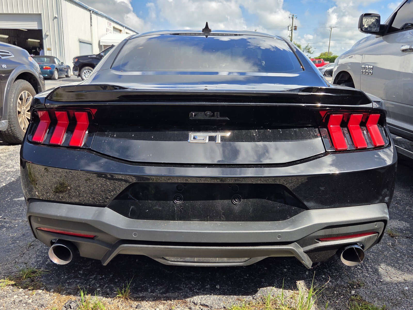 Used 2024 Ford Mustang GT RWD image 4
