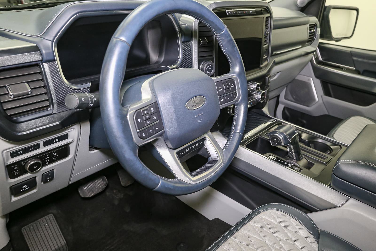 Used 2023 Ford F150 Limited image 28