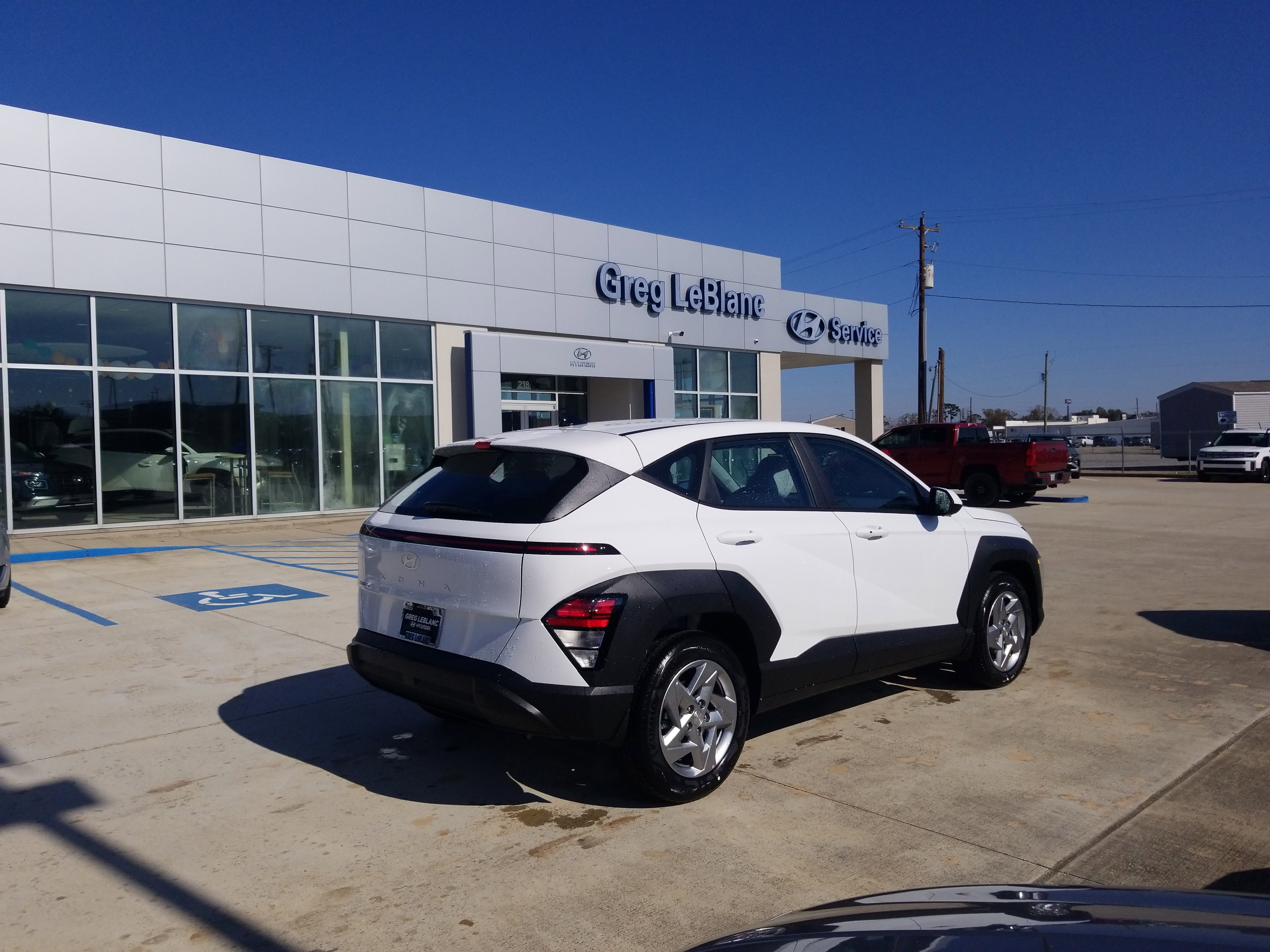 New 2026 Hyundai Kona SE image 7