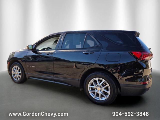 Used 2024 Chevrolet Equinox LS w/ LS Convenience Package FWD image 3