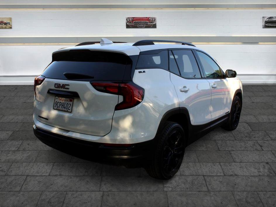 Used 2020 GMC Terrain SLE w/ Elevation Edition FWD image 8
