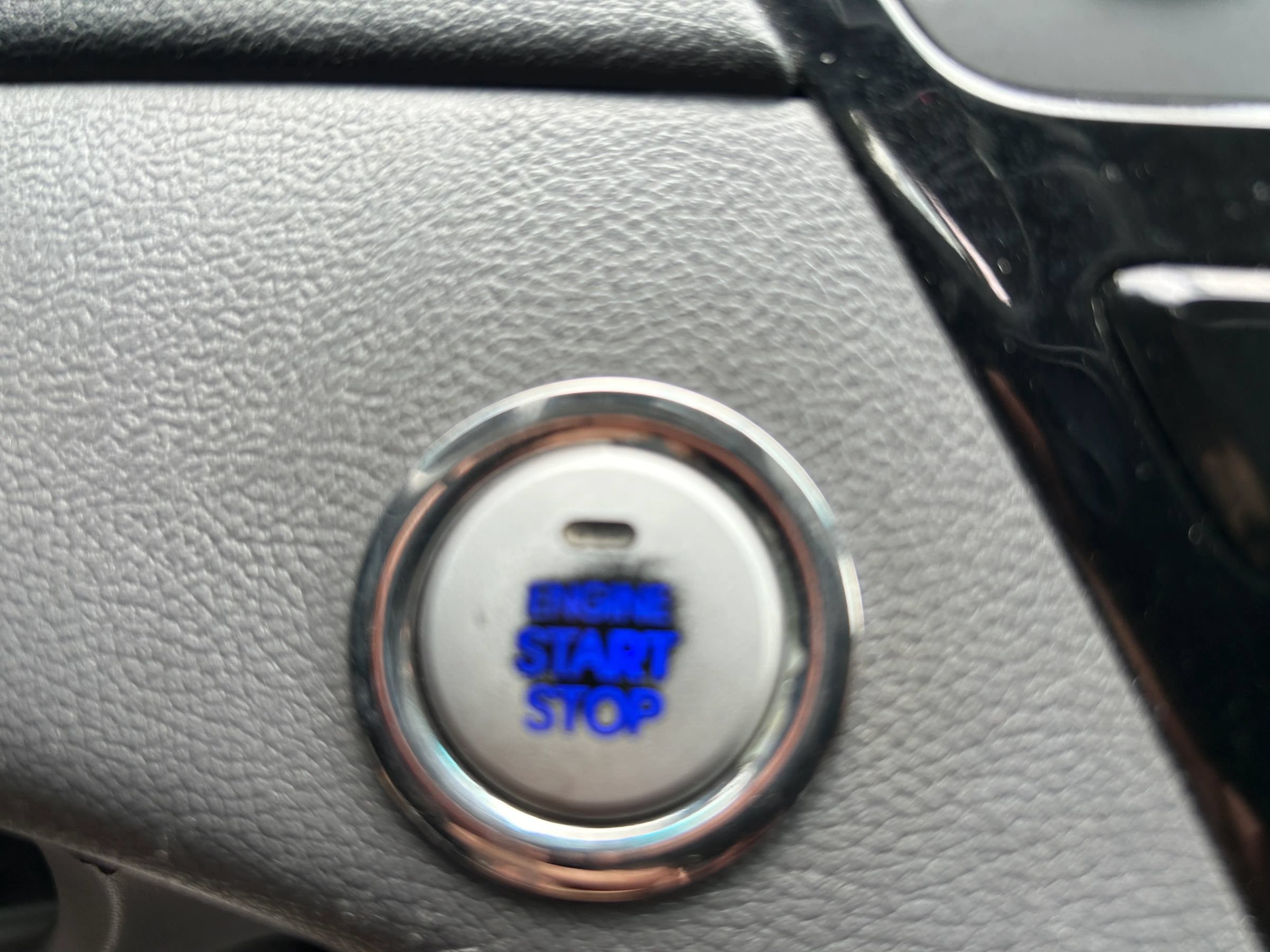 Used 2013 Hyundai Sonata Limited w/ Premium Pkg FWD image 30