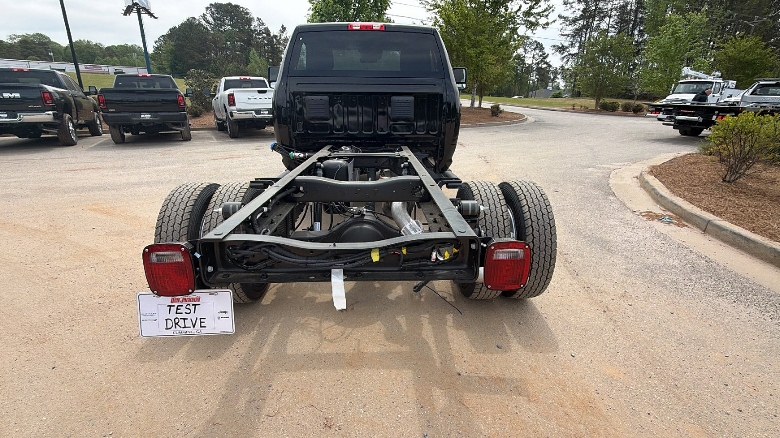New 2026 RAM 4500 Tradesman w/ Chrome Appearance Group AWD/4WD image 9