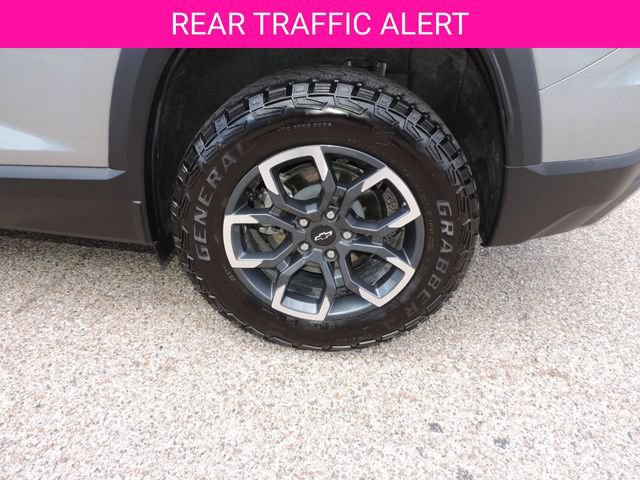 Certified 2025 Chevrolet Equinox ACTIV FWD image 16