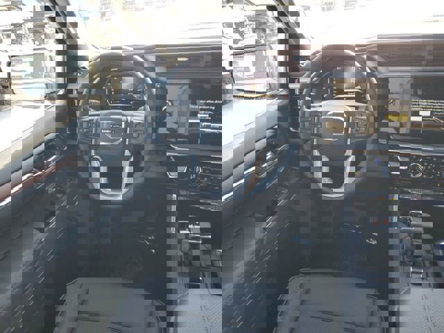 New 2026 GMC Sierra 1500 Denali w/ Denali Reserve Package image 14