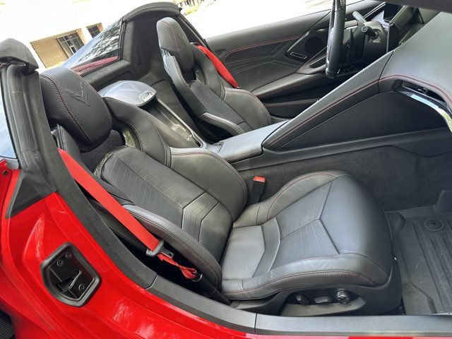 Used 2024 Chevrolet Corvette Z06 w/ Z07 Performance Package RWD image 26