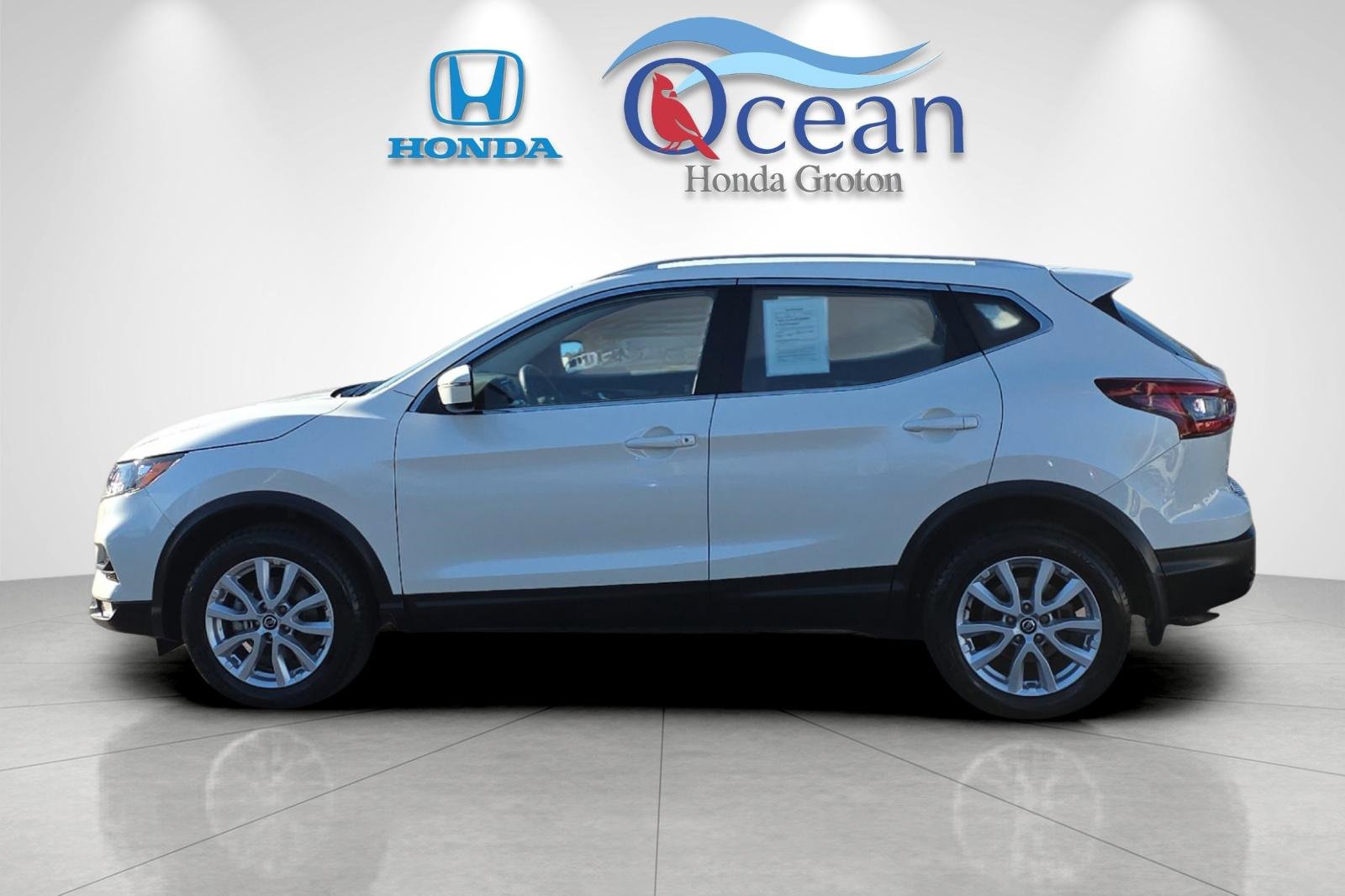 Used 2022 Nissan Rogue Sport SV image 7