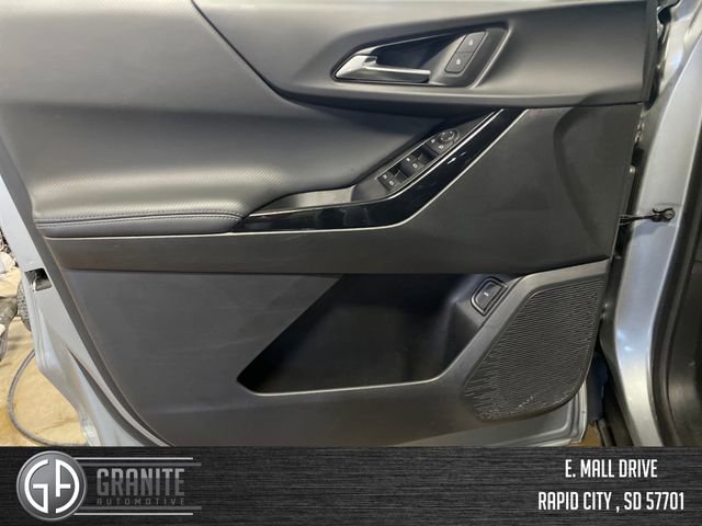 Used 2025 Chevrolet Equinox LT w/ Convenience Package II image 16