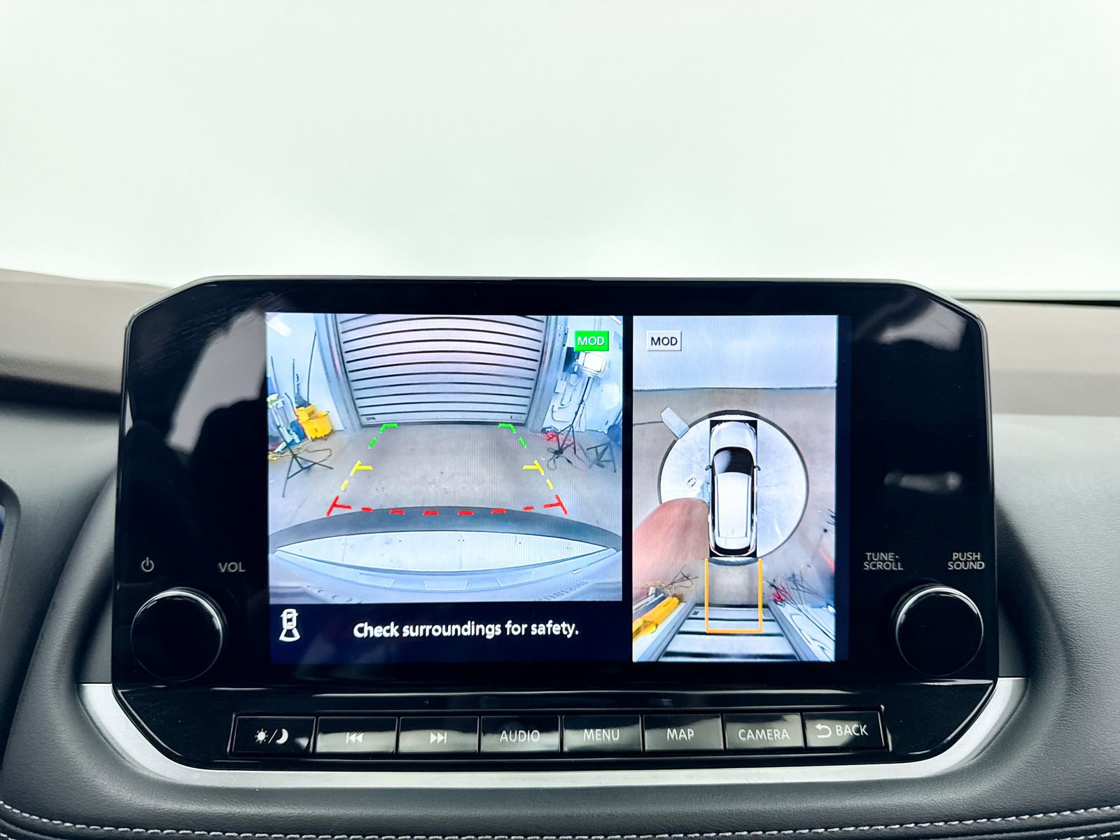 Used 2023 Nissan Rogue Platinum w/ Platinum Premium Package image 27